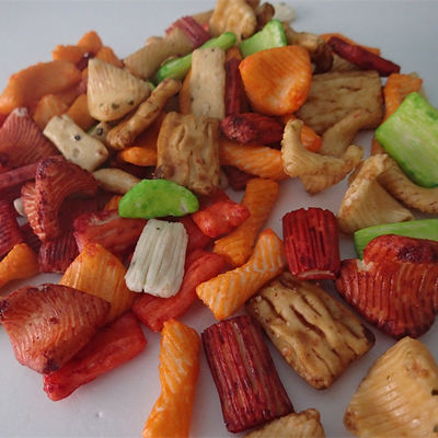 ซื้อ Gourmet Rice Cracker Snacks ขนมข้าวโอเรียนเต็ลอุณหภูมิสูง online manufacture