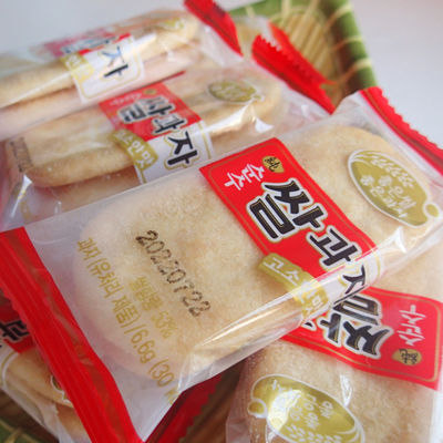 ราคาดี ซีอิ๊ว Senbei Rice Crackers ข้าวเกรียบเกาหลีกึ่งนุ่ม ออนไลน์