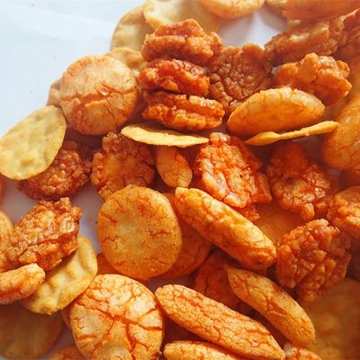 ราคาดี ครั๊กเกอร์ข้าวจากปลาทะเลกลม จัดไว้ในที่ระบายอากาศ ออนไลน์